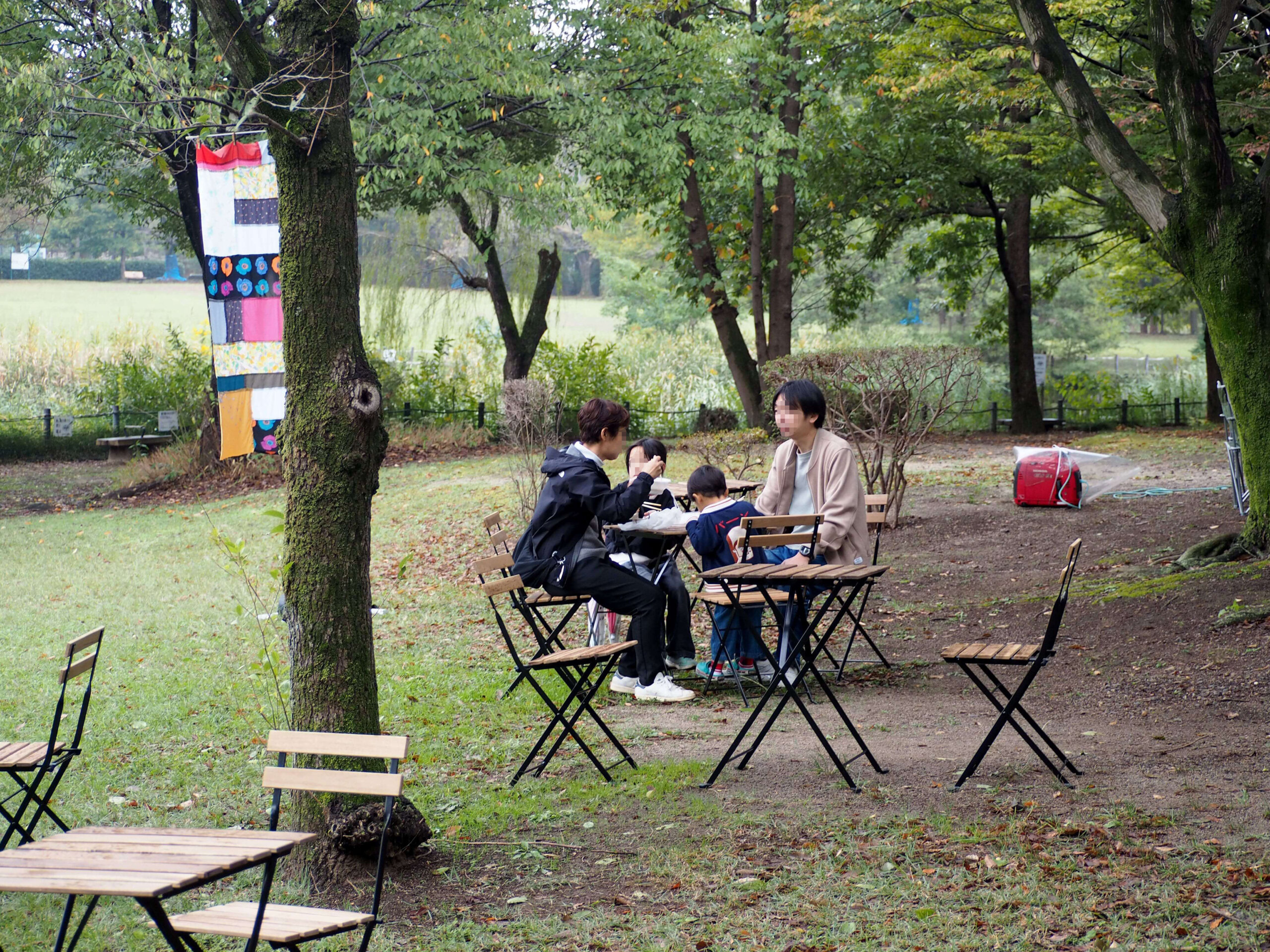 草加ローカルメディア・地域サイト 草加ローカルストーリー ・草加マルシェ・そうか公園秋あそびマルシェ・あおぷれ・水辺でくつろぐ